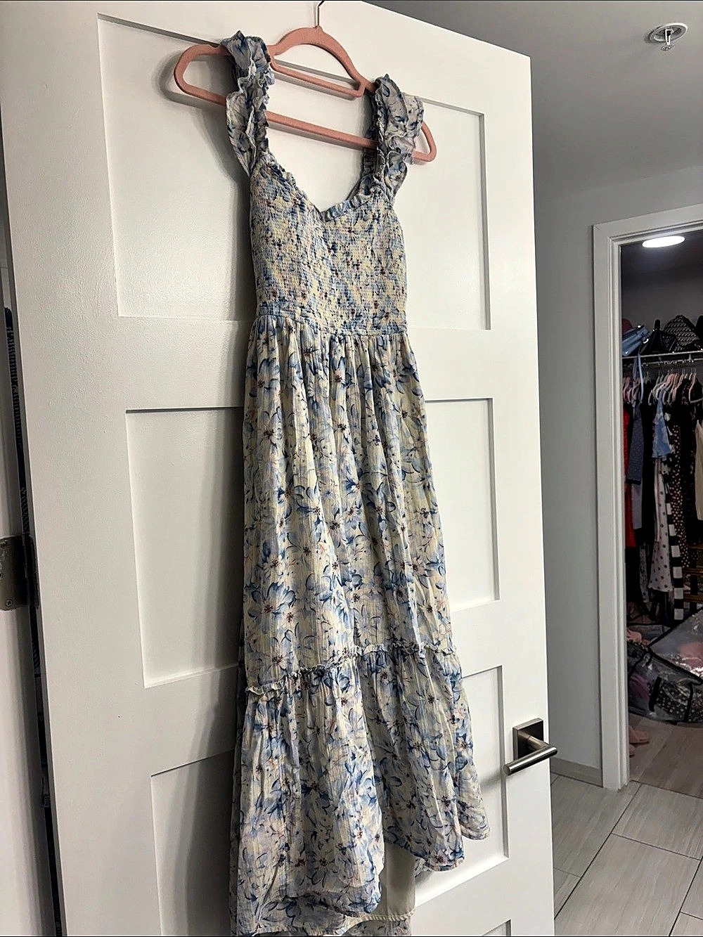 American Eagle Floral Maxi Dress in Blue & White Like New